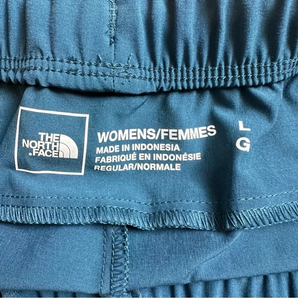 The North Face Women’s Wander Shorts Monterey Blue Large Running Active Lounge